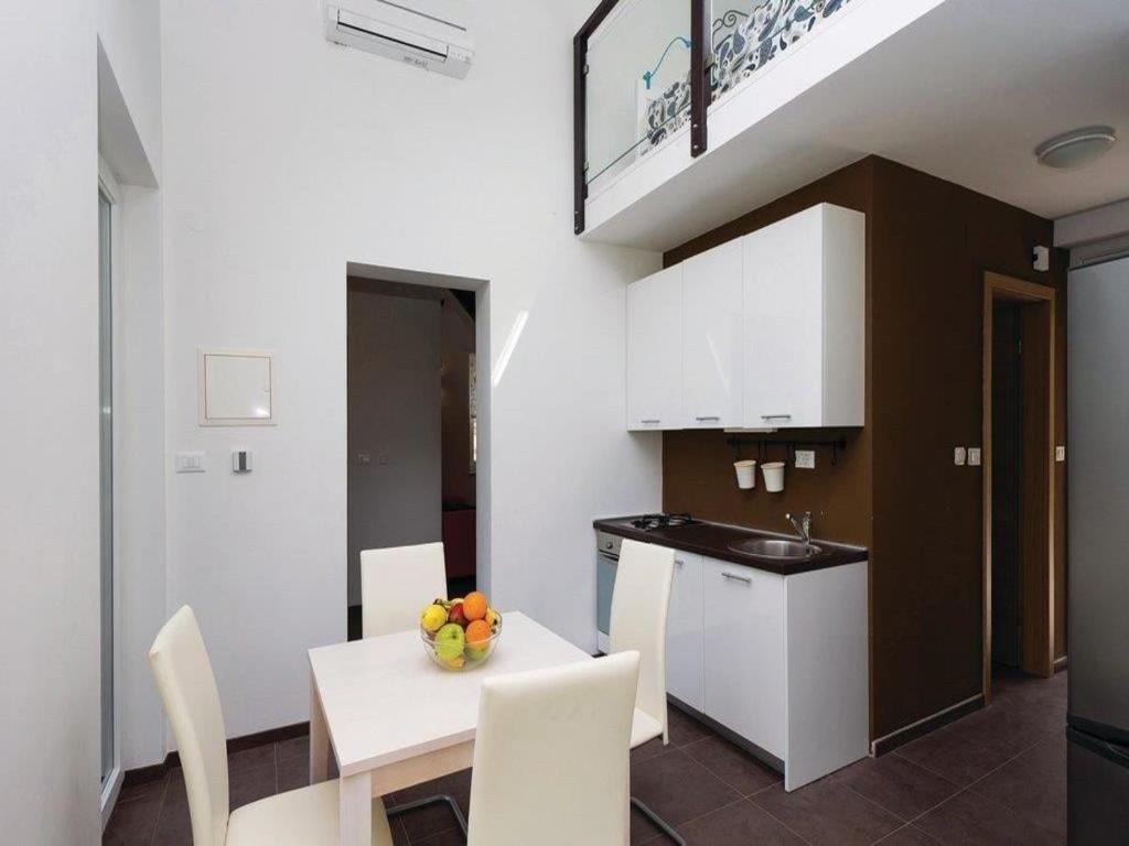 Apartments Grzic Porozina Kültér fotó